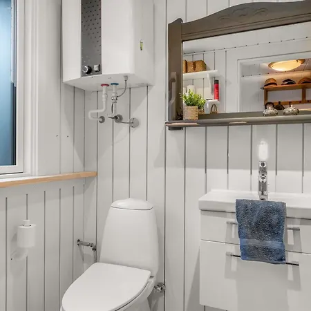 Hughlek - From The Sea By Interhome Casa vacanze