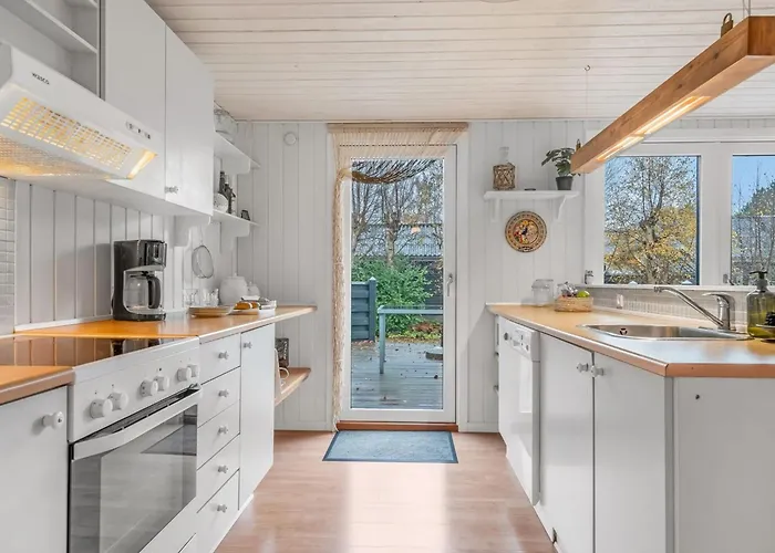 Hughlek - From The Sea By Interhome Holiday home