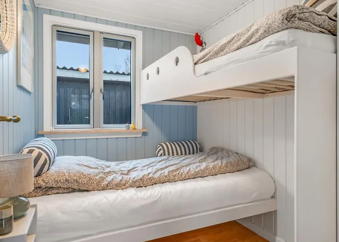 Hughlek - From The Sea By Interhome Holiday home *